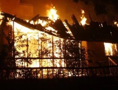 Ενωμένοι και στο θάνατο: Δεν εγκατέλειψε τον σύζυγό της και πέθανε μαρτυρικά μαζί του - 81 νεκροί